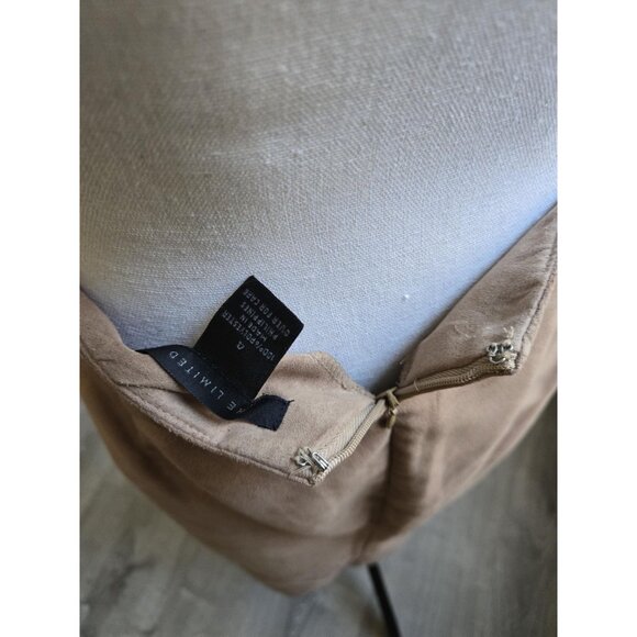 Faux Suede Skirt Tan w Laser Cutout Designs The Limited Size 4 Vintage 2000s - Picture 7 of 7